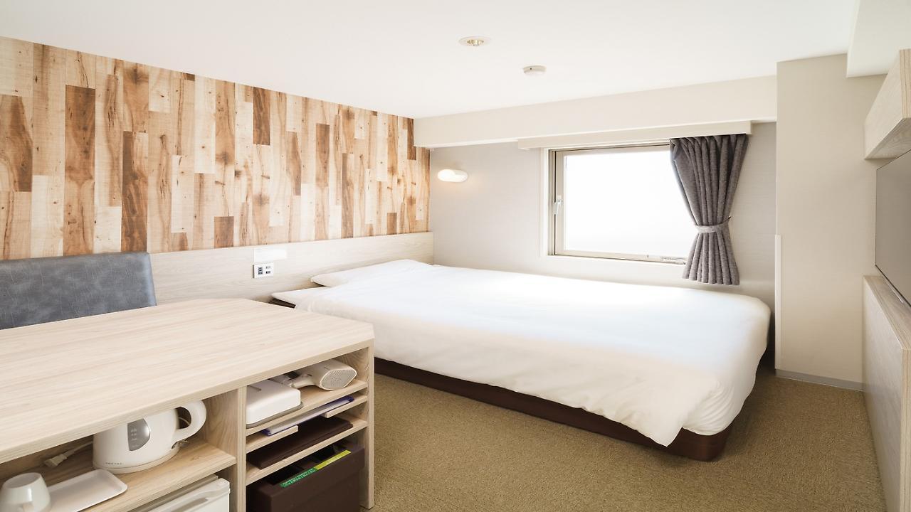 Super Hotel Chiba Ekimae Buitenkant foto