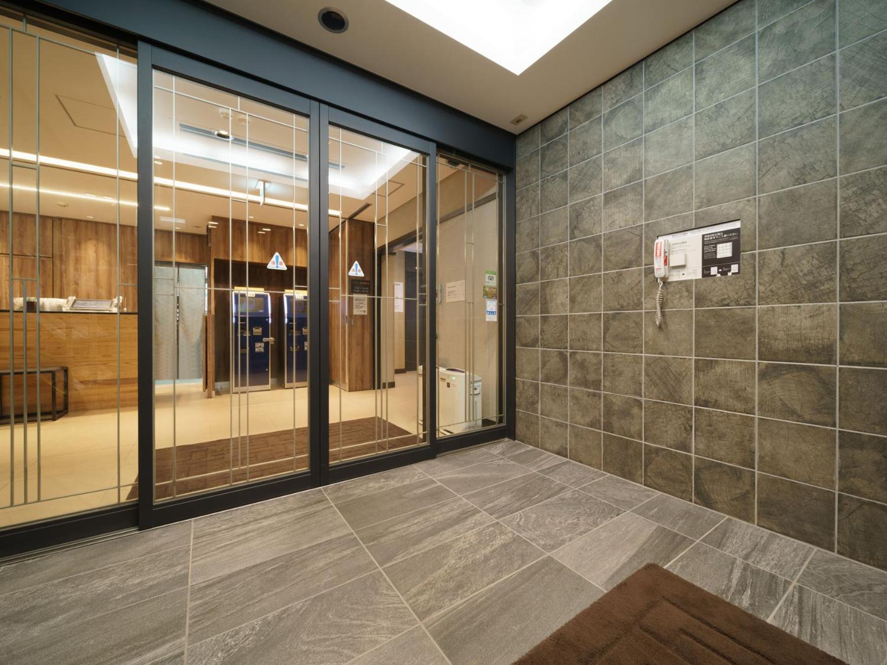 Super Hotel Chiba Ekimae Buitenkant foto