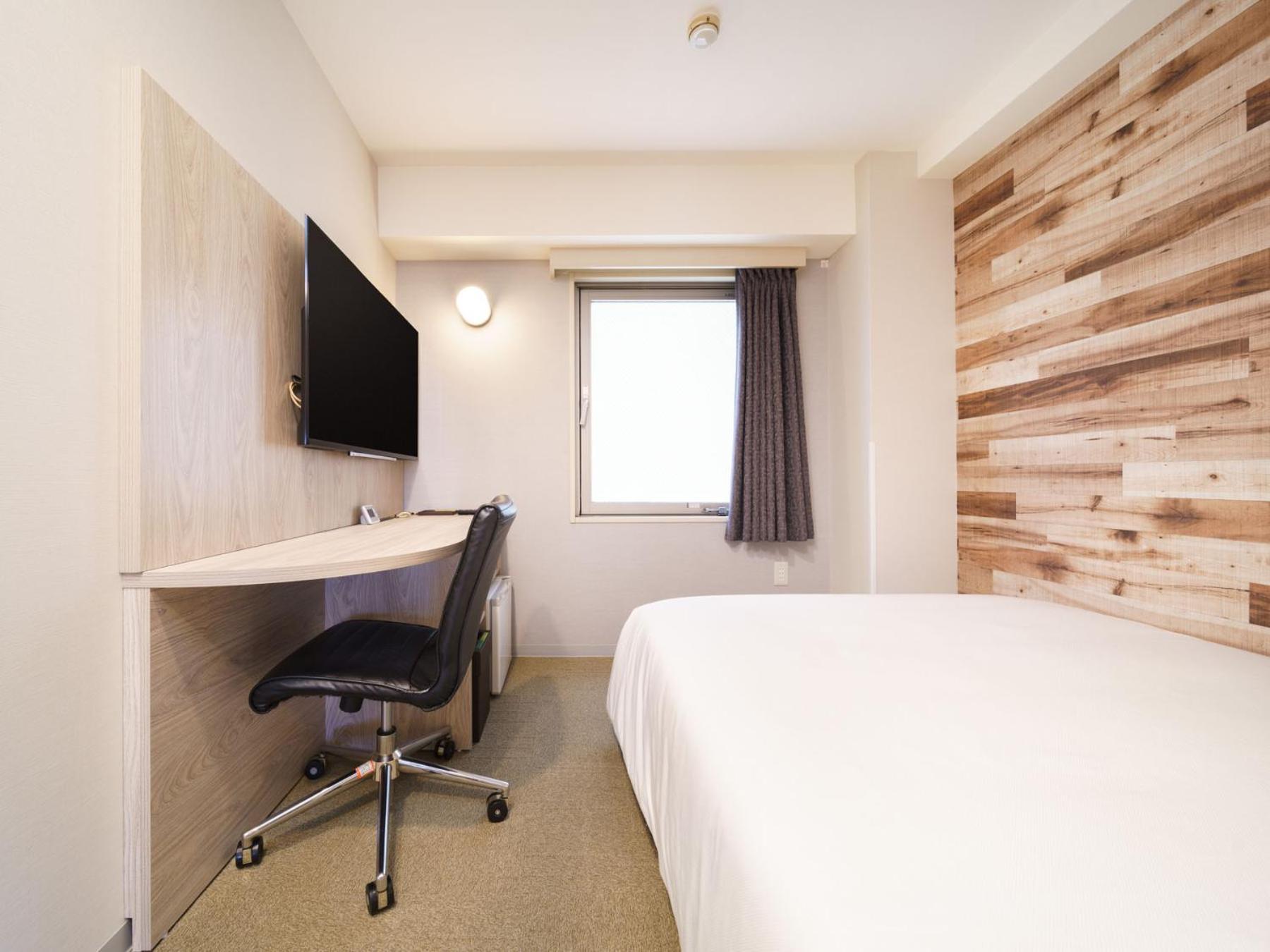 Super Hotel Chiba Ekimae Buitenkant foto