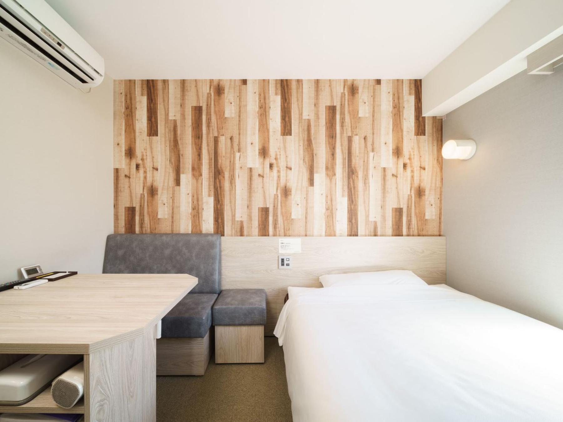 Super Hotel Chiba Ekimae Buitenkant foto
